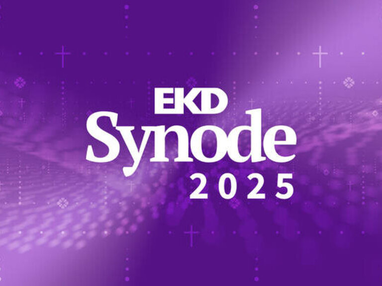 Logo der EKD-Synode 2025 in Dresden